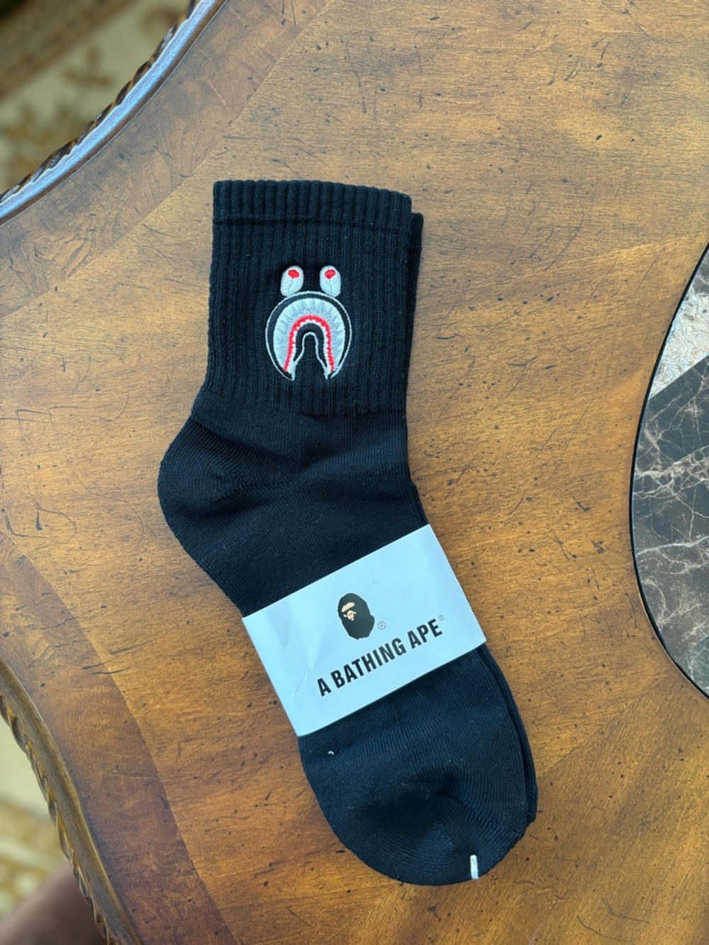 A BATHING APE Black Shark-Graphic Crew Socks size 7-12 — Men's Casual